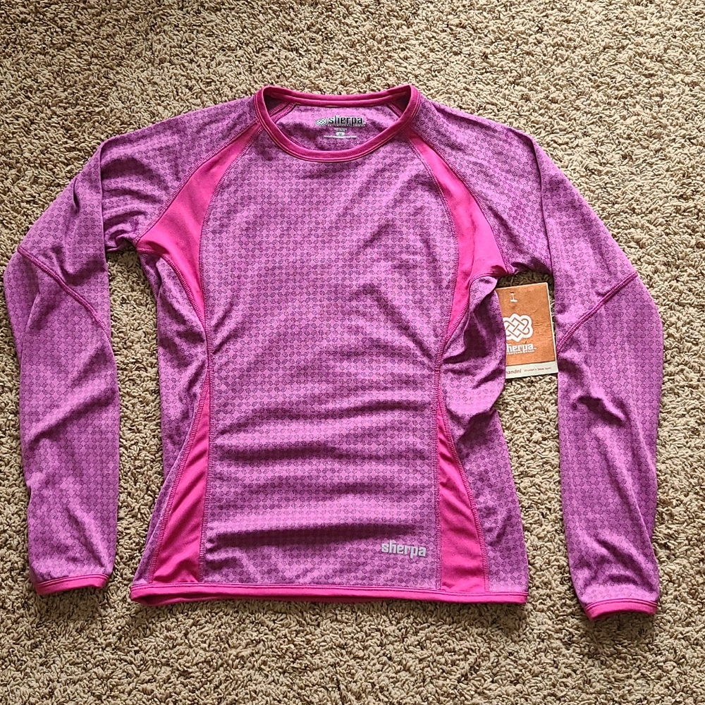 NWT sherpa adventure gear women's base layer M